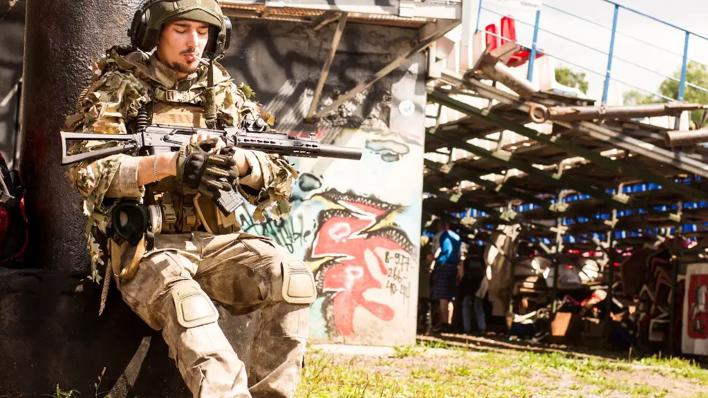 Are you allowed to date in the us army?