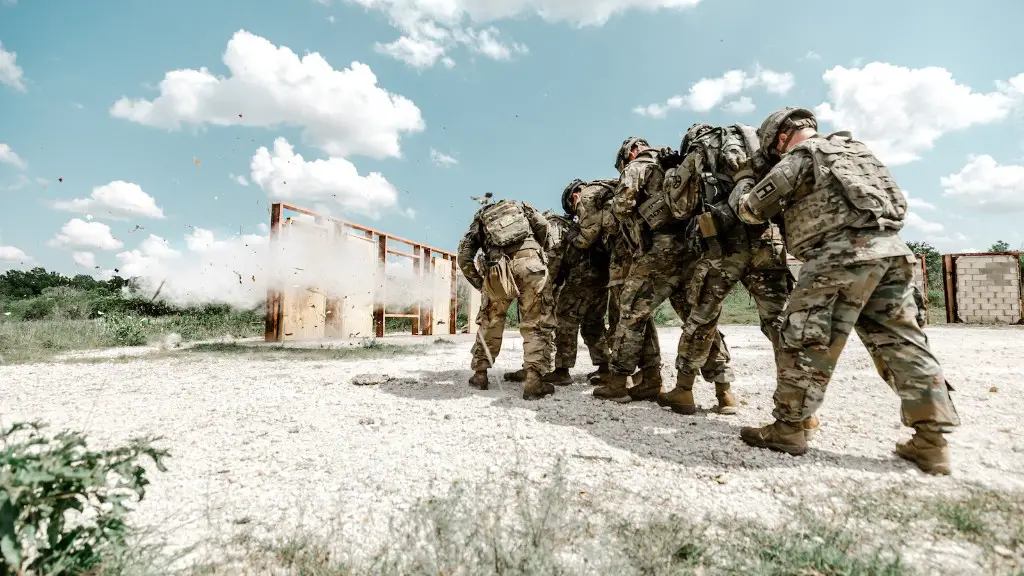 Can someone who is ex military join the russian army?