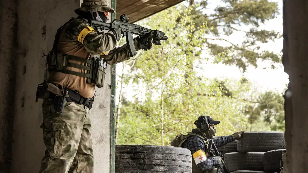 Can f1 student apply for us army?